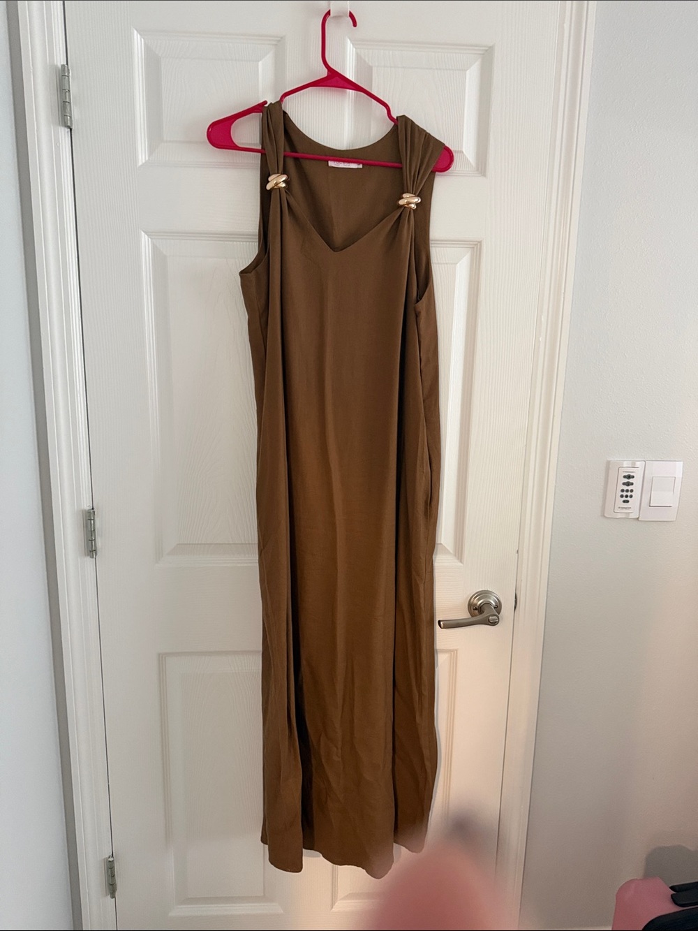 Sleeveless Brown Maxi Dress with Knot Shoulder Details